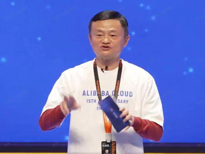 “大佬”陆续回归？知情人士称，张一鸣不存在重回一线