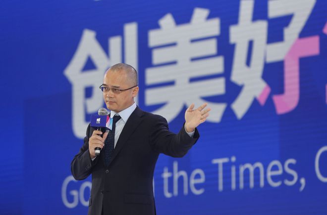 年内套现13亿！美团CEO王兴，“撤退”