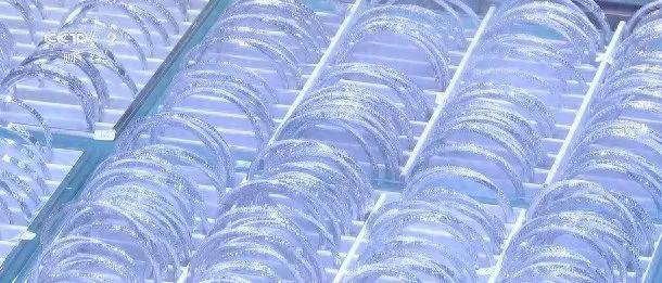 价格大涨！“黄金平替”卖爆了 有商家月销四五百公斤